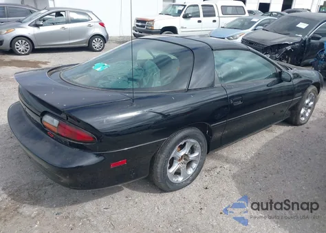1998 Chevrolet Camaro Z28 из США, поврежденный, VIN 2G1FP22G2W2131930